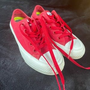 Red 5.5 size converse with lunarlon sole